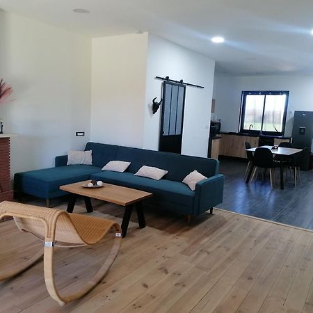 Maison Loft Dans Ancienne Ferme มงโตบ็อง ภายนอก รูปภาพ